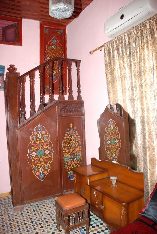 Riad La Source Bleue Fes Exterior photo
